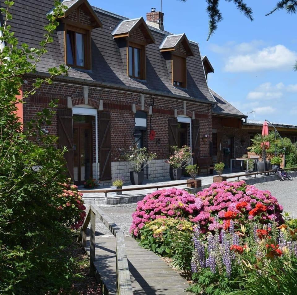 Le Clos Du Clocher Gueudecourt Buitenkant foto