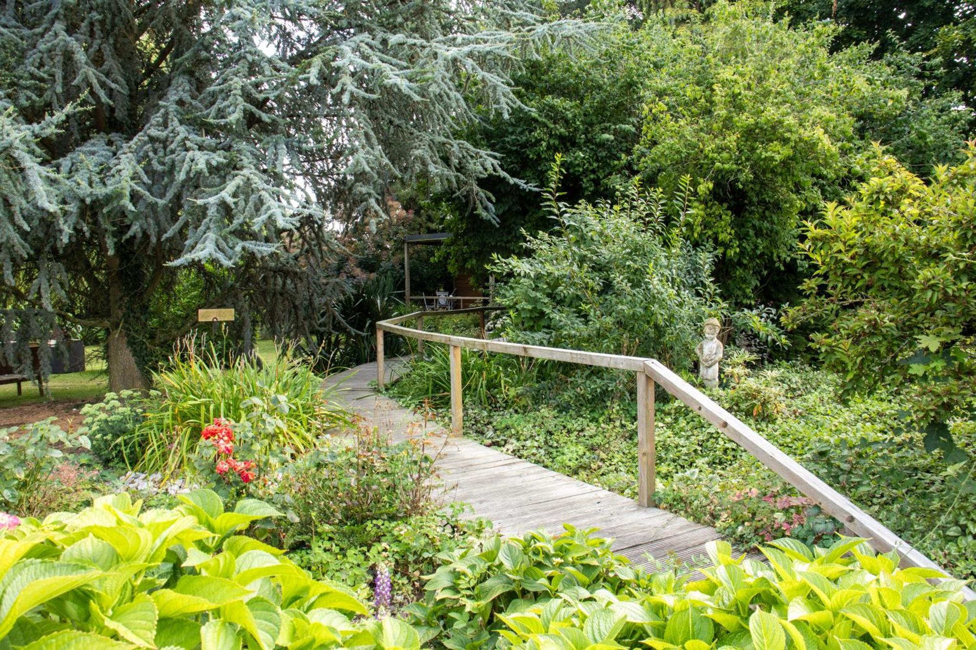 Le Clos Du Clocher Gueudecourt Buitenkant foto