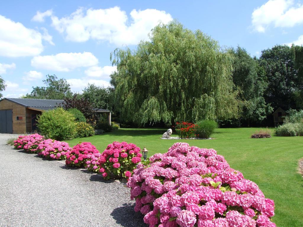 Le Clos Du Clocher Gueudecourt Buitenkant foto